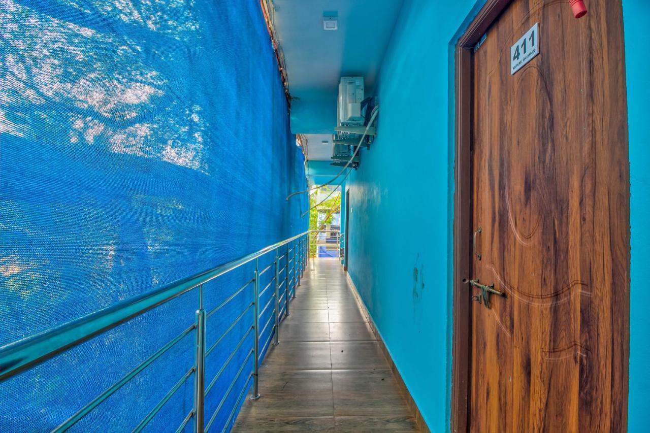Beach Doorz Hotel Baga Bagian luar foto